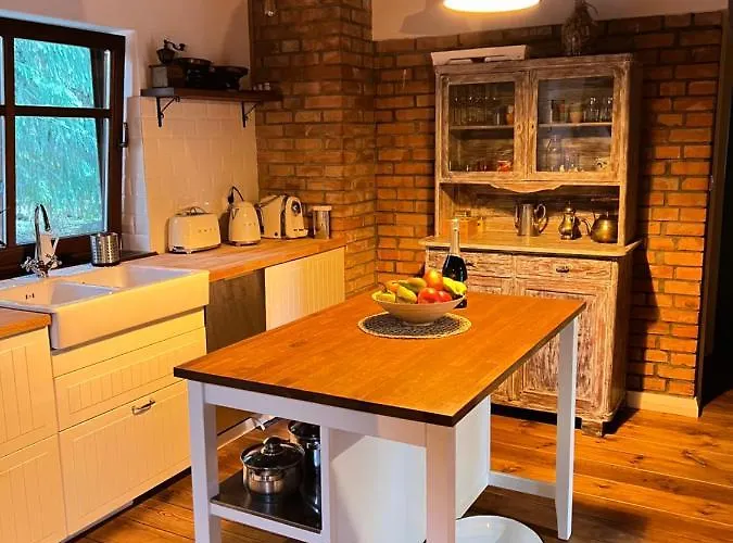 Sosnowy Zakatek * Zyzdrojowy Piecek